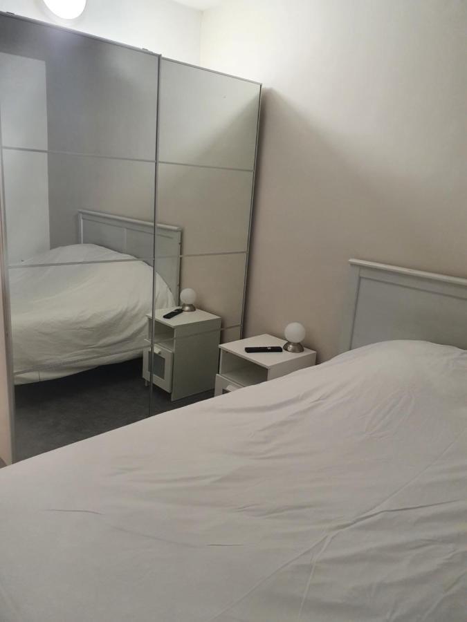 Appartement 2 Chambres, Proximite Plage, Commerces Et Centre Ville ダンケルク エクステリア 写真